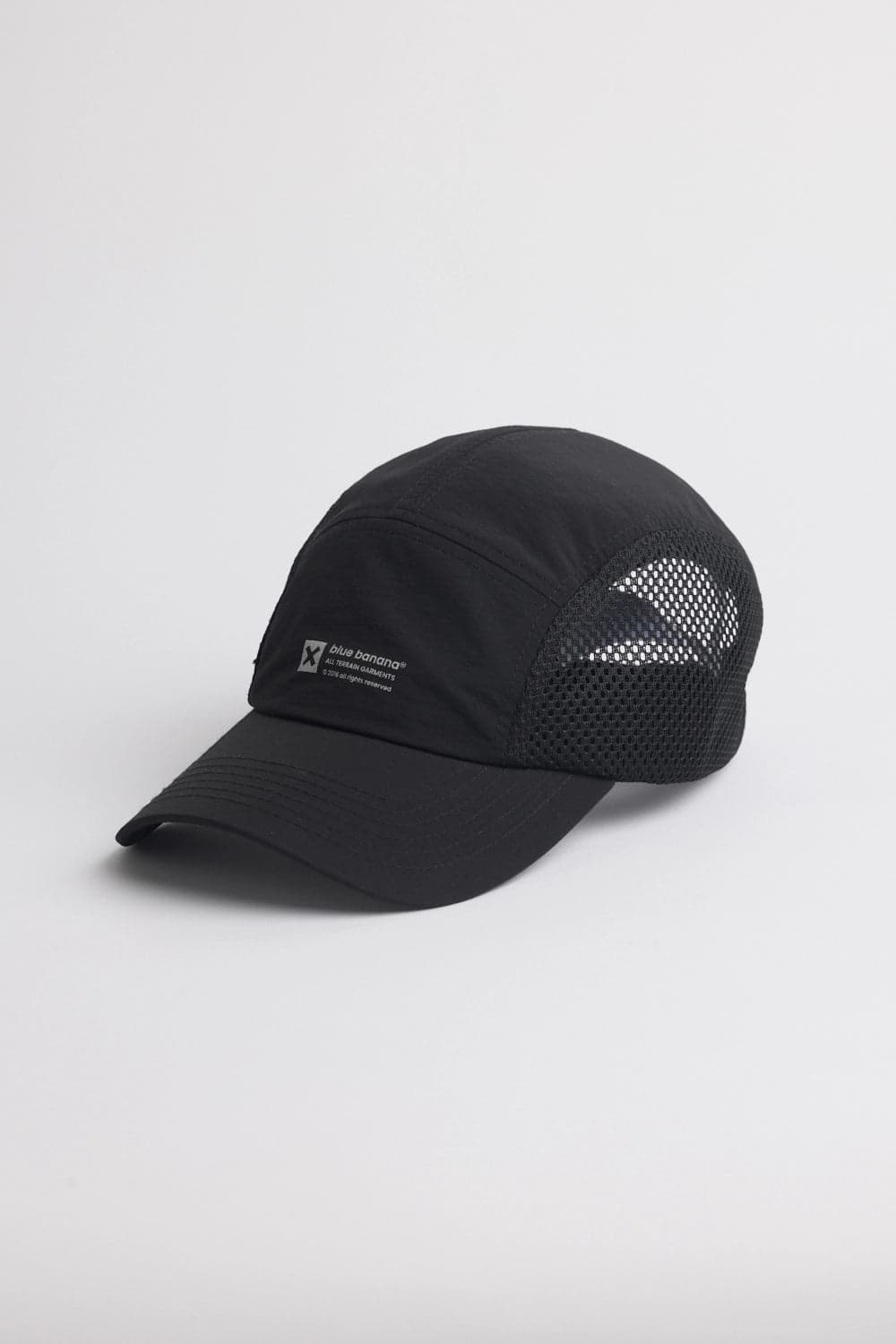 GORRA MOUNTAIN NEGRA