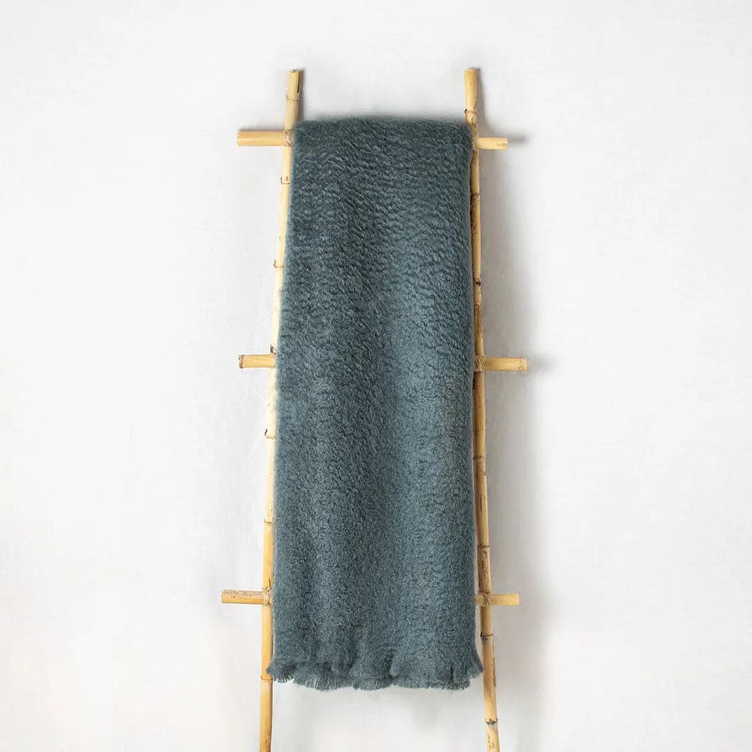 Manta Mohair Gris Marengo