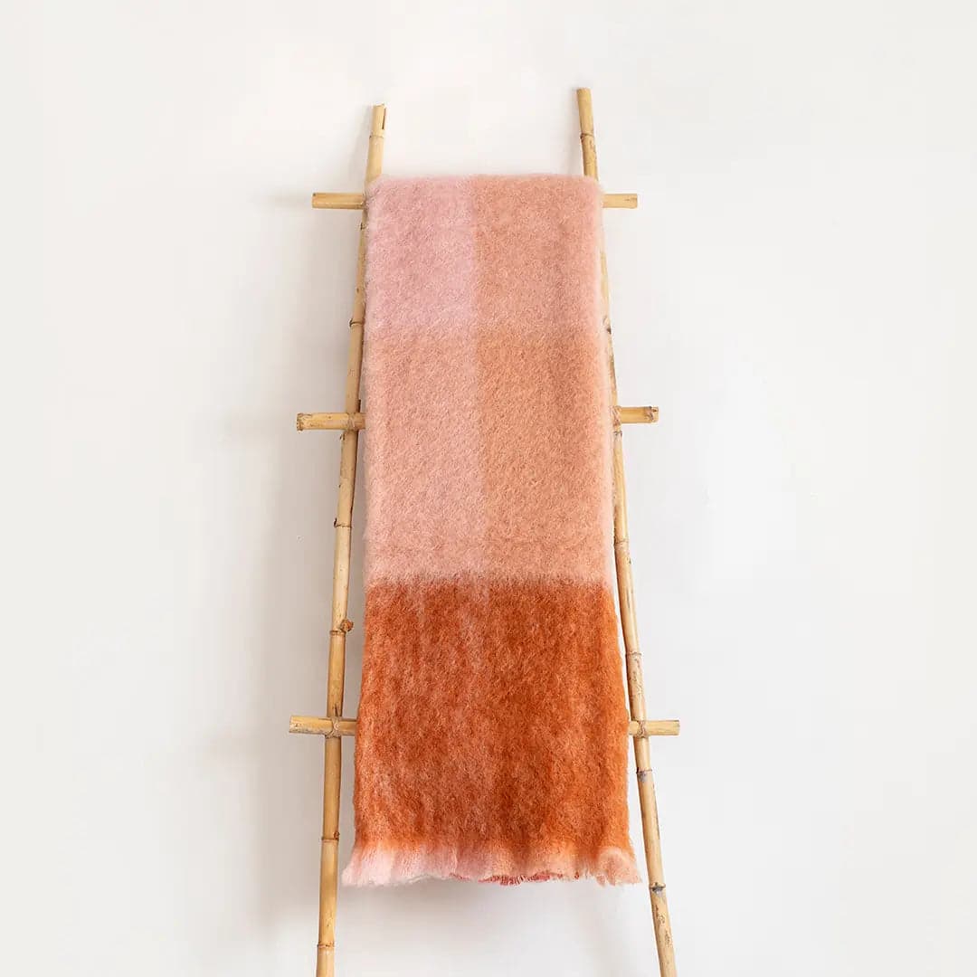 Manta Mohair Cuadros Rosas
