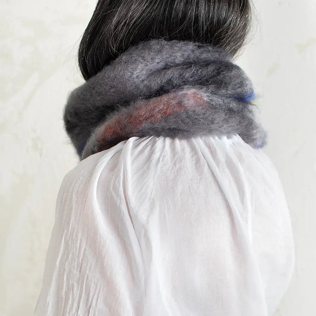 Cuello Mohair Tartán Gris Oscuro