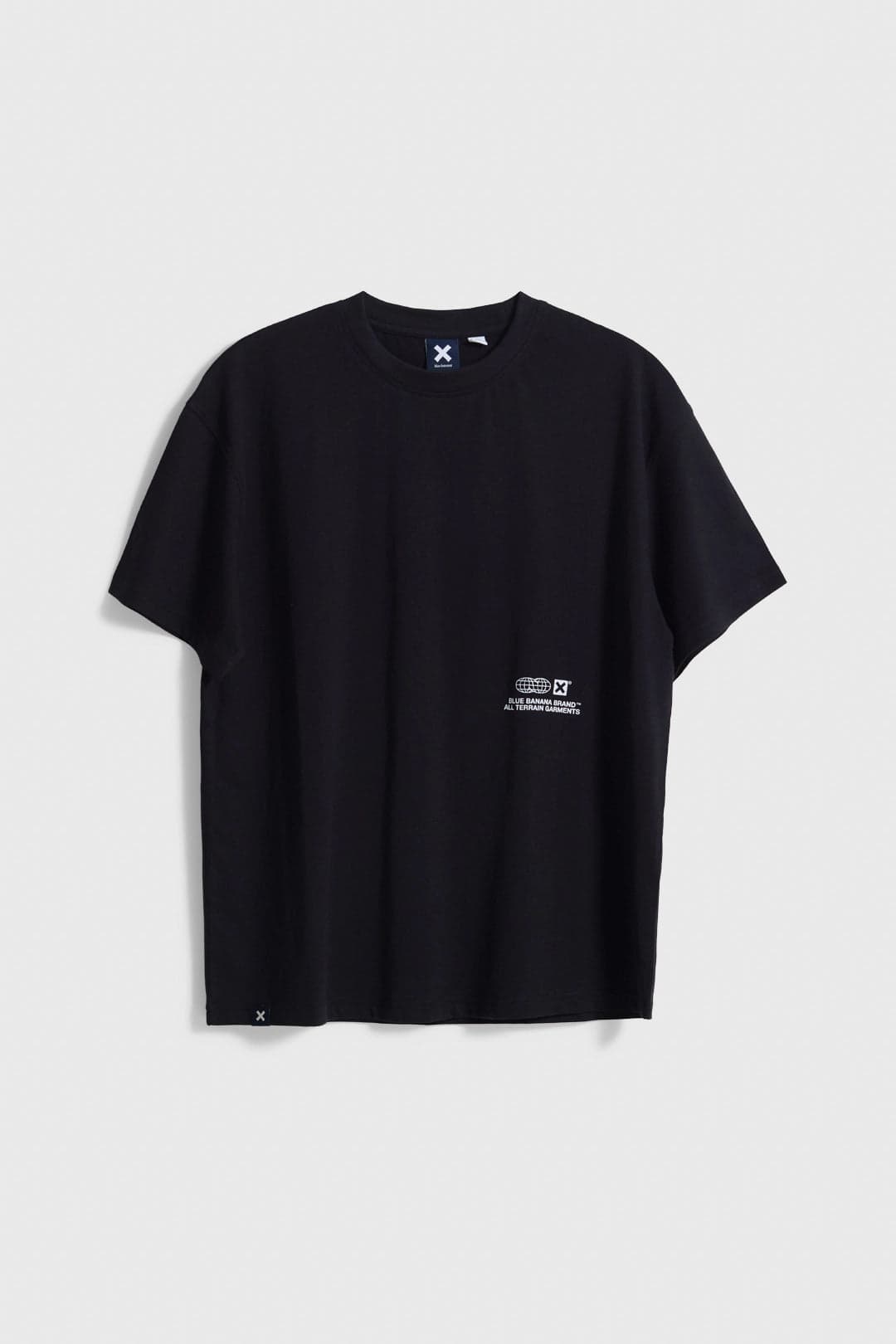 CAMISETA UNIVERSAL NEGRA