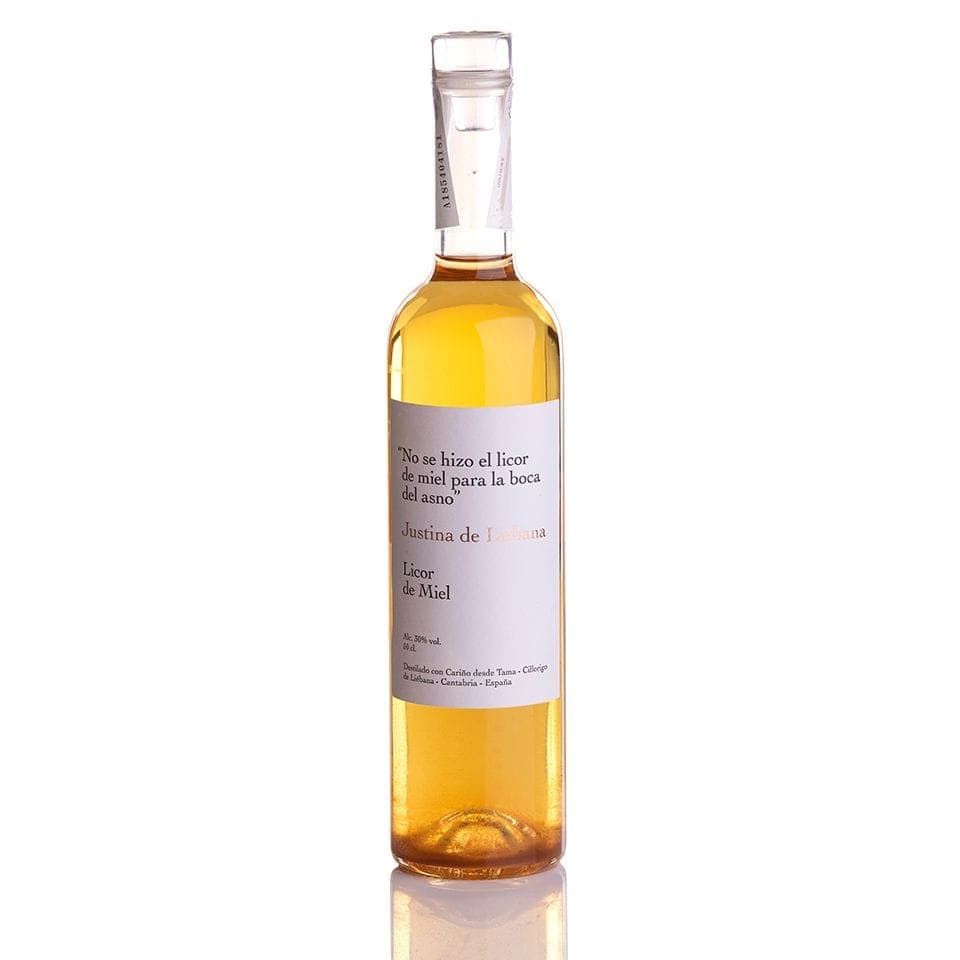 Licor de orujo de Miel Justina de Liébana